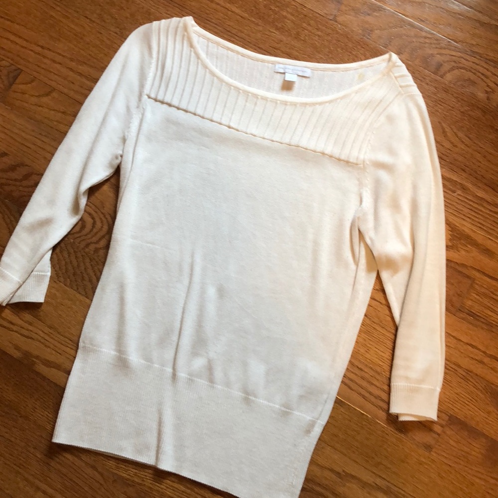 White NY&CO sweater